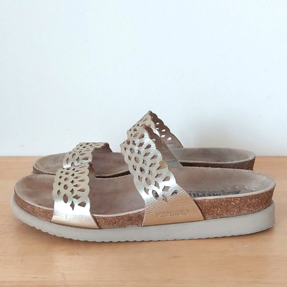 Mephisto two strips light gold leather sandals